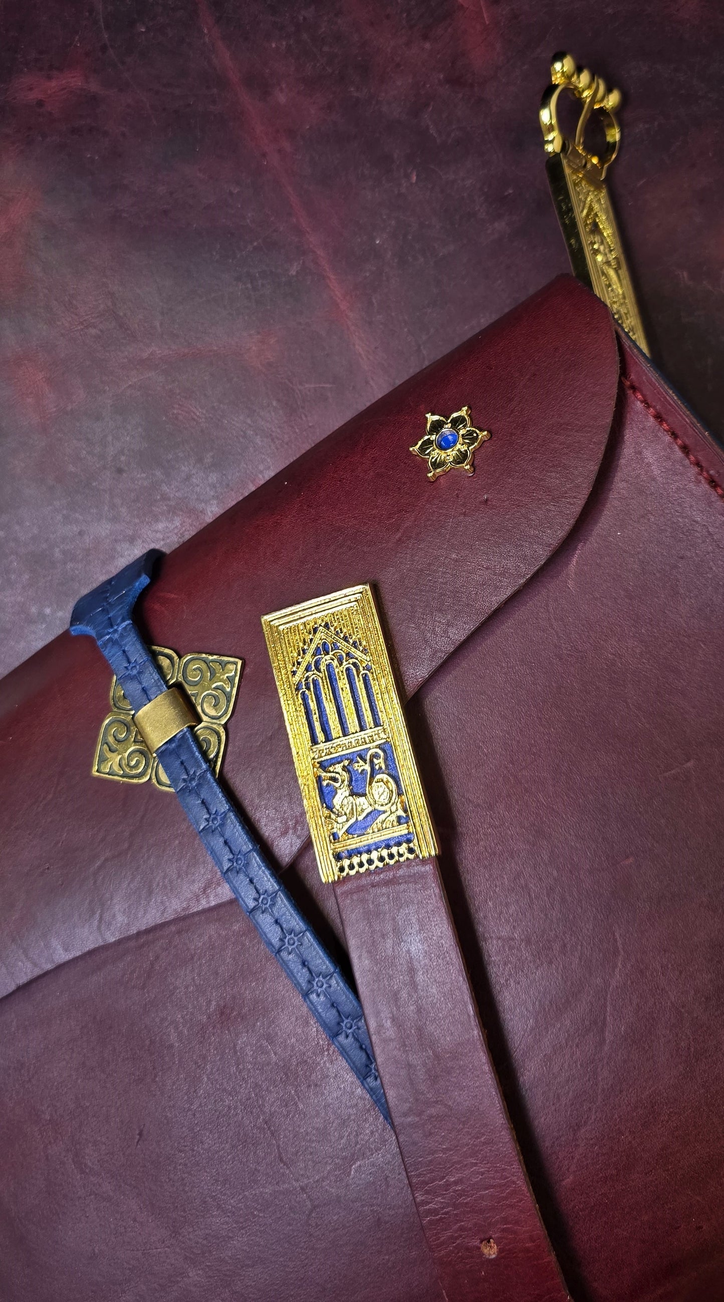 Regal-Royal side bag