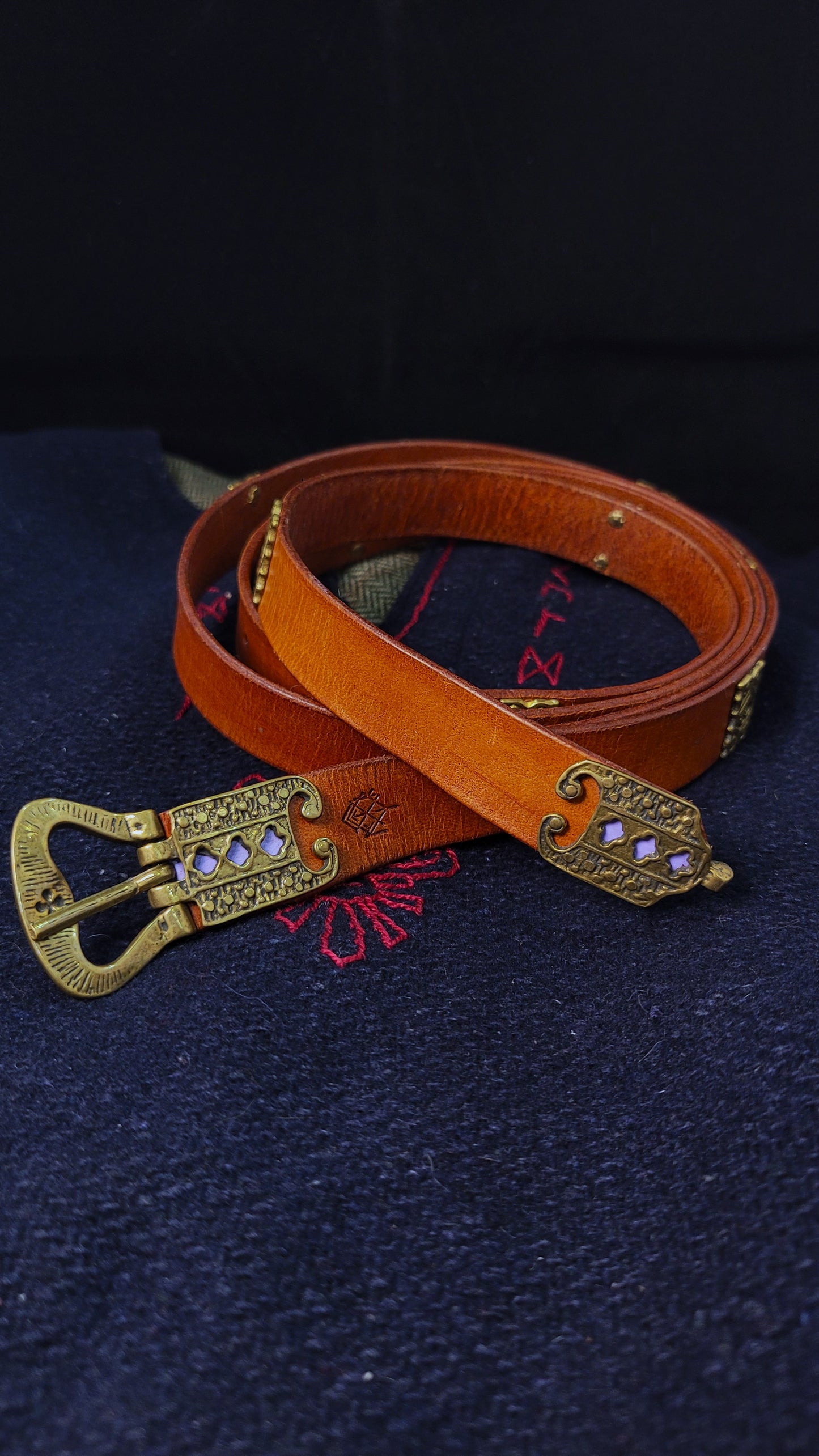 Leather long medieval Belt - Brass buckle with lavender underpaint