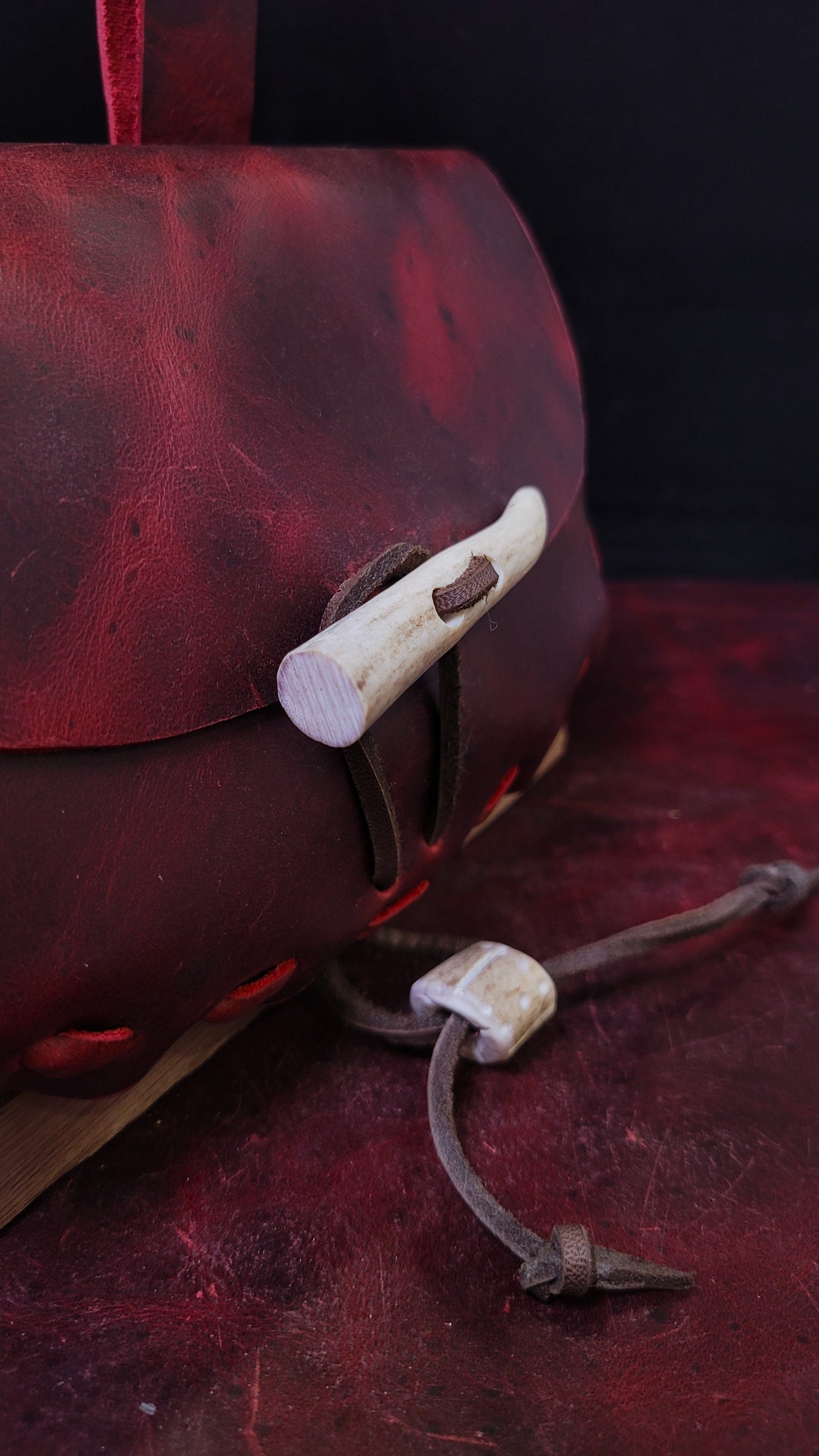 Leather Pouch with Antler toggle - Red