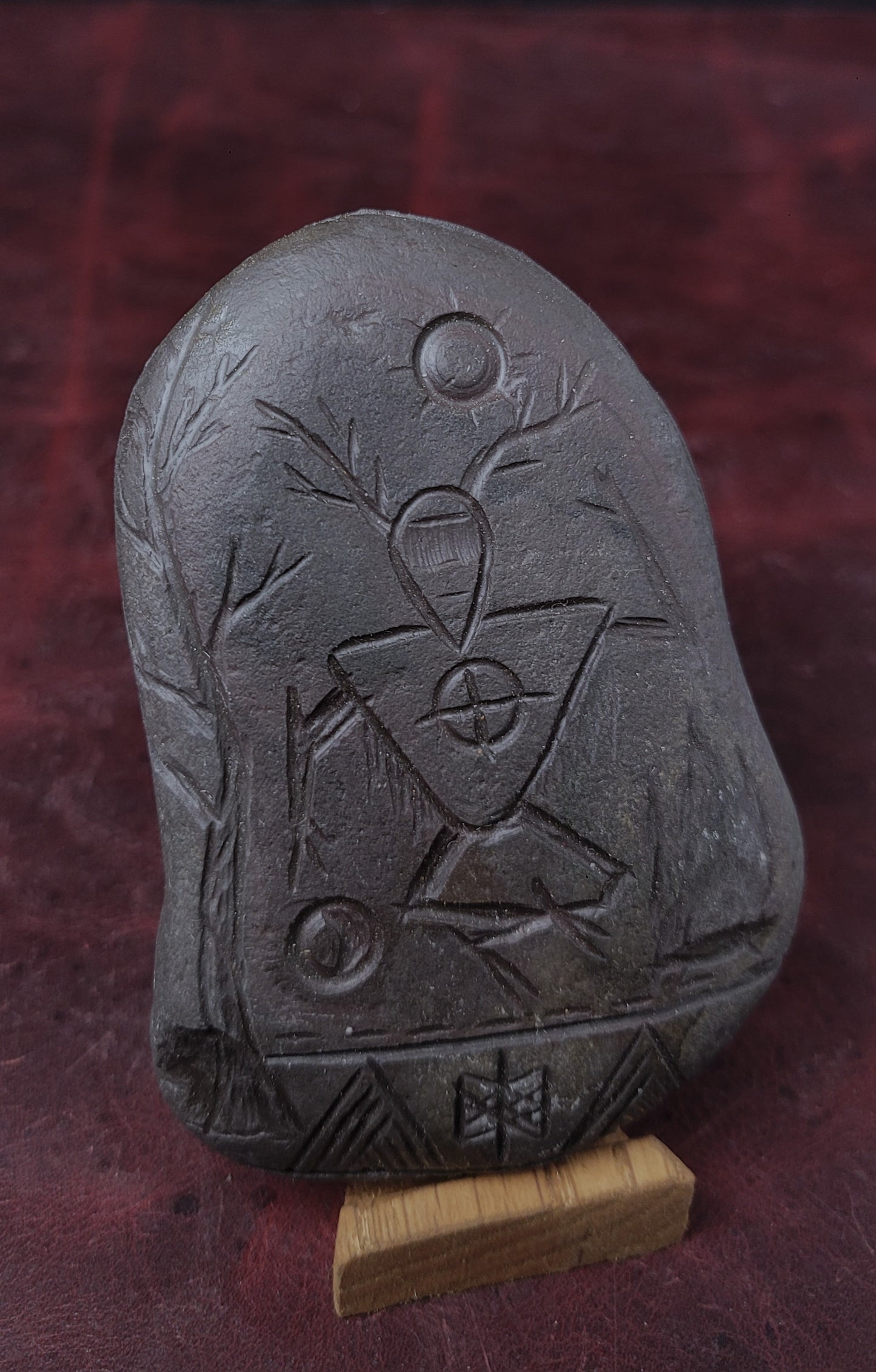 Rune stone - Forest warden