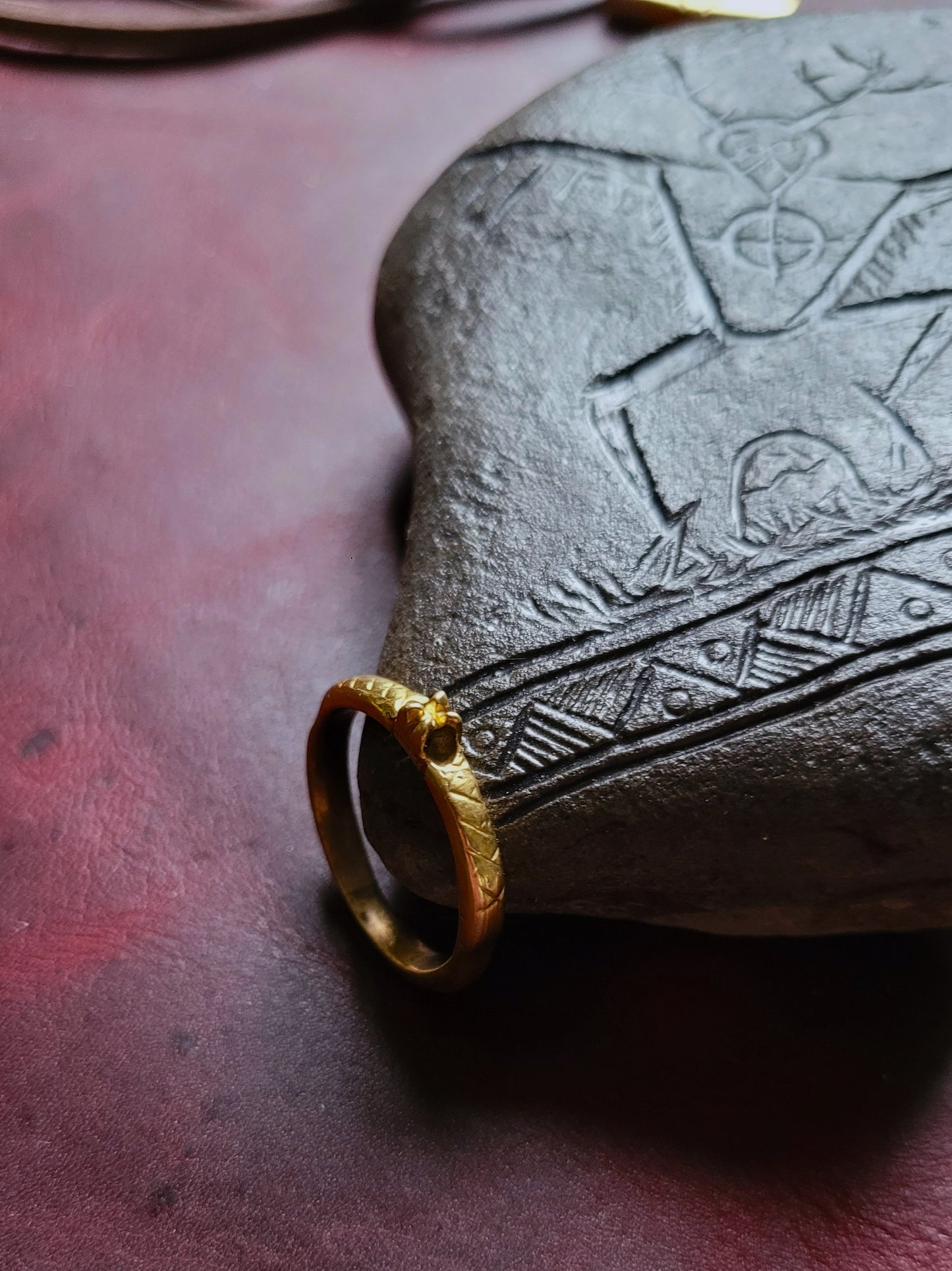 Brass ring, simple medieval - Size 8.5
