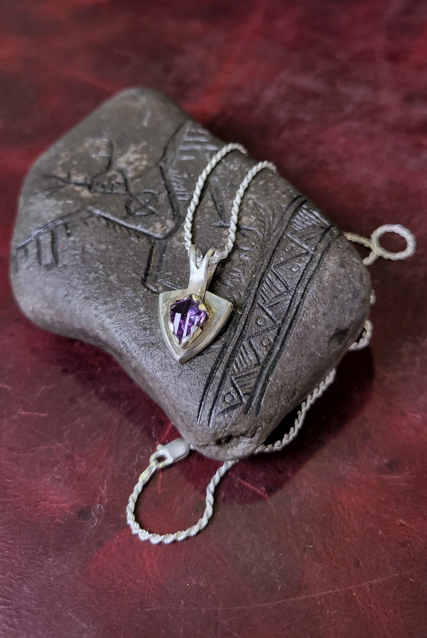 .925 Silver shield fantasy pendant 1 -Amethyst