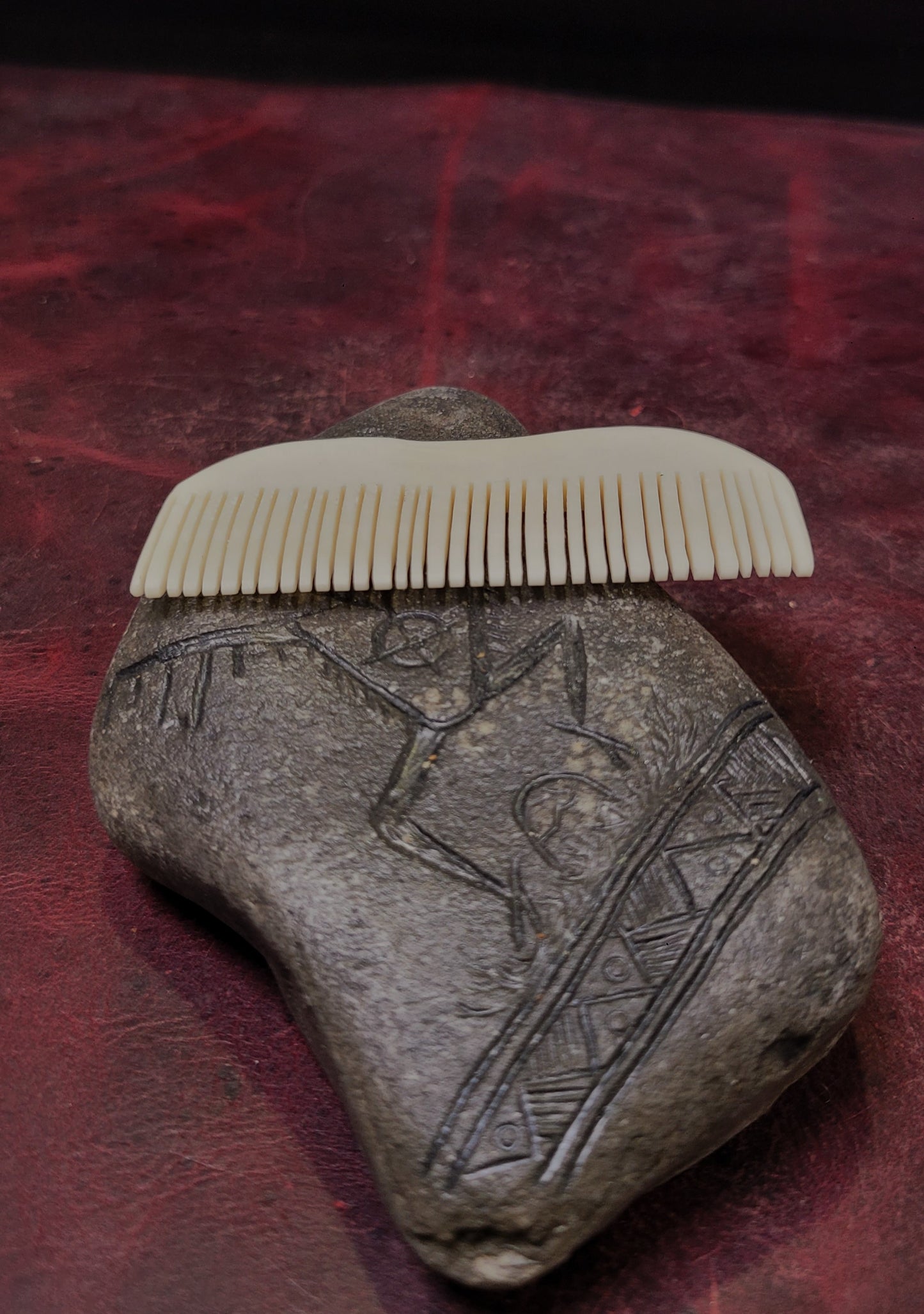 Cow Bone Comb - plain