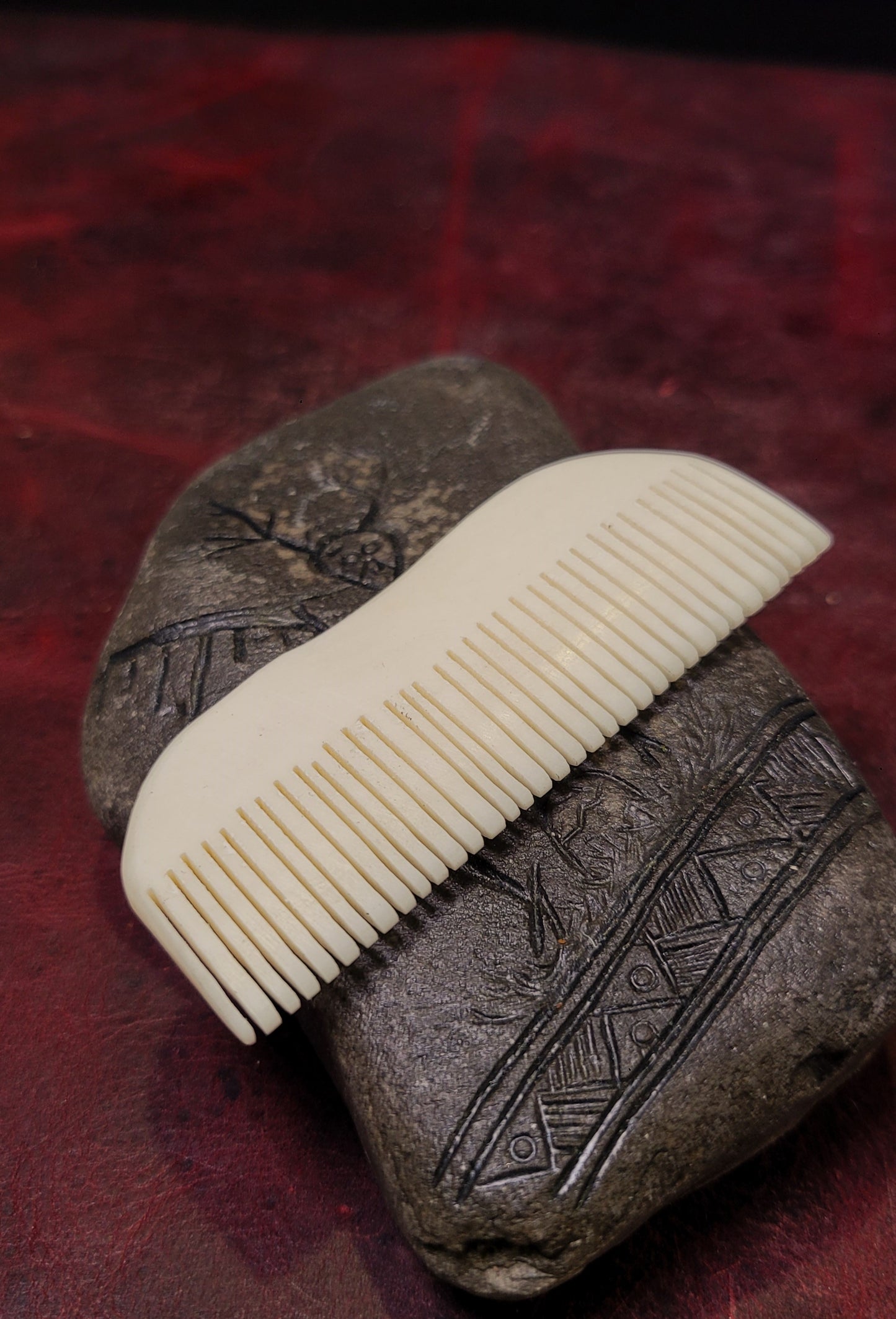 Cow Bone Comb - plain