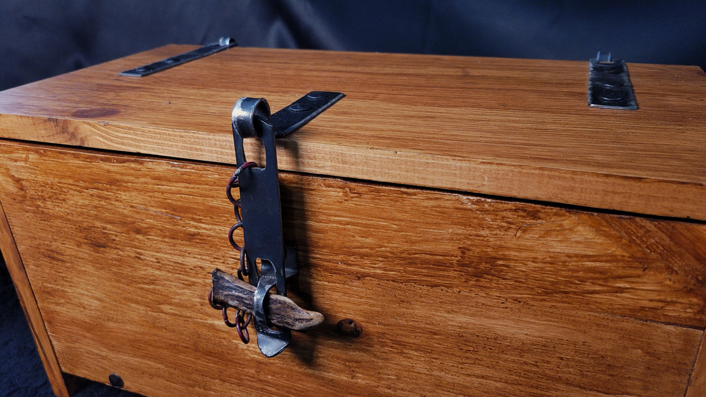 Camp Chest - Pine Wood, Steel Hinges