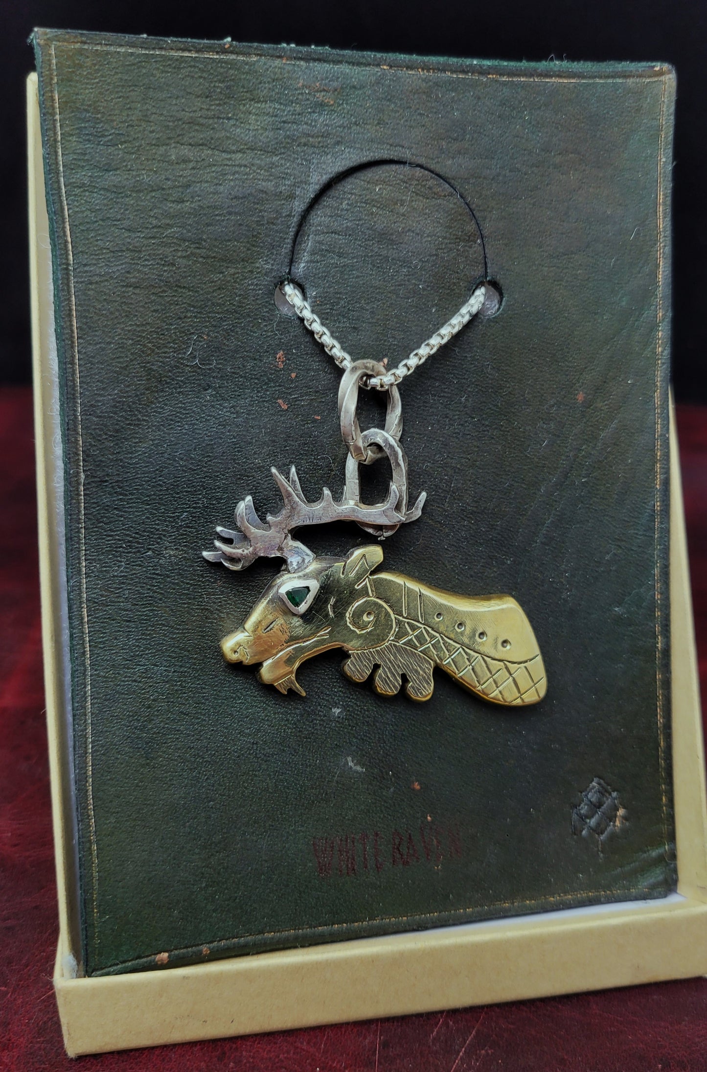 Brass Stag pendant "forest guardian" -emerald
