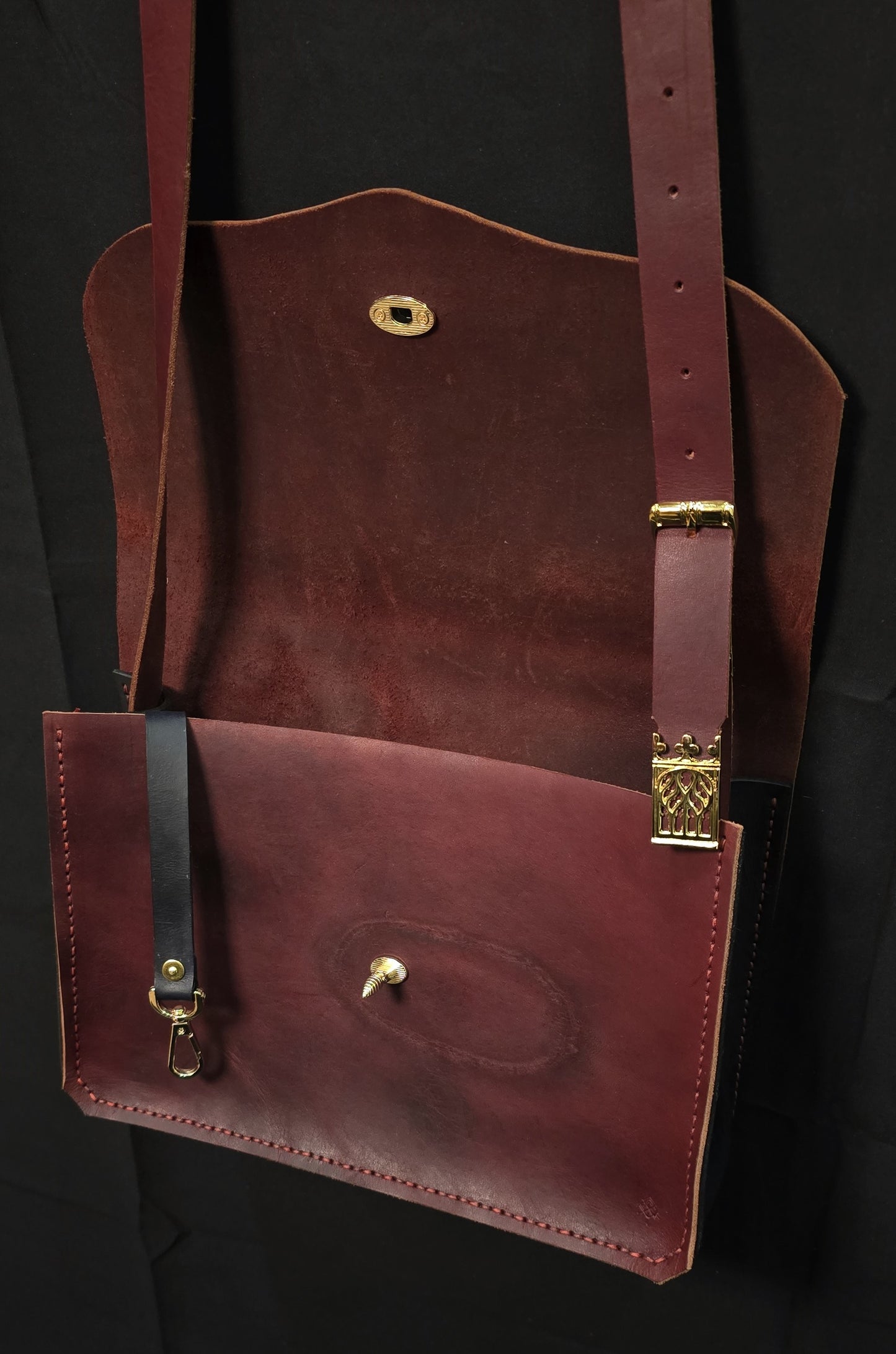 Courtesan of the Court leather side bag - 24k gold plate buckle