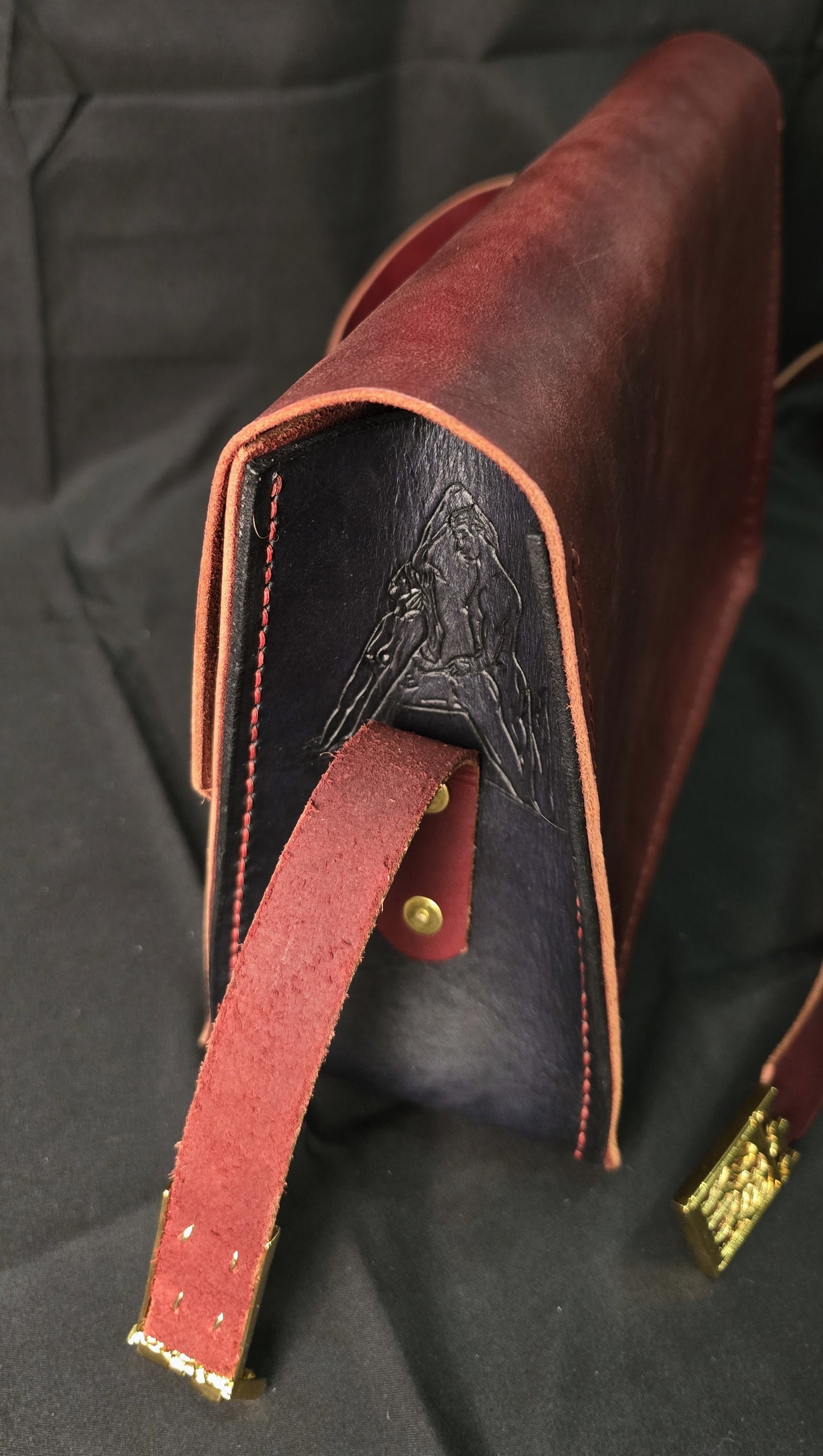 Courtesan of the Court leather side bag - 24k gold plate buckle