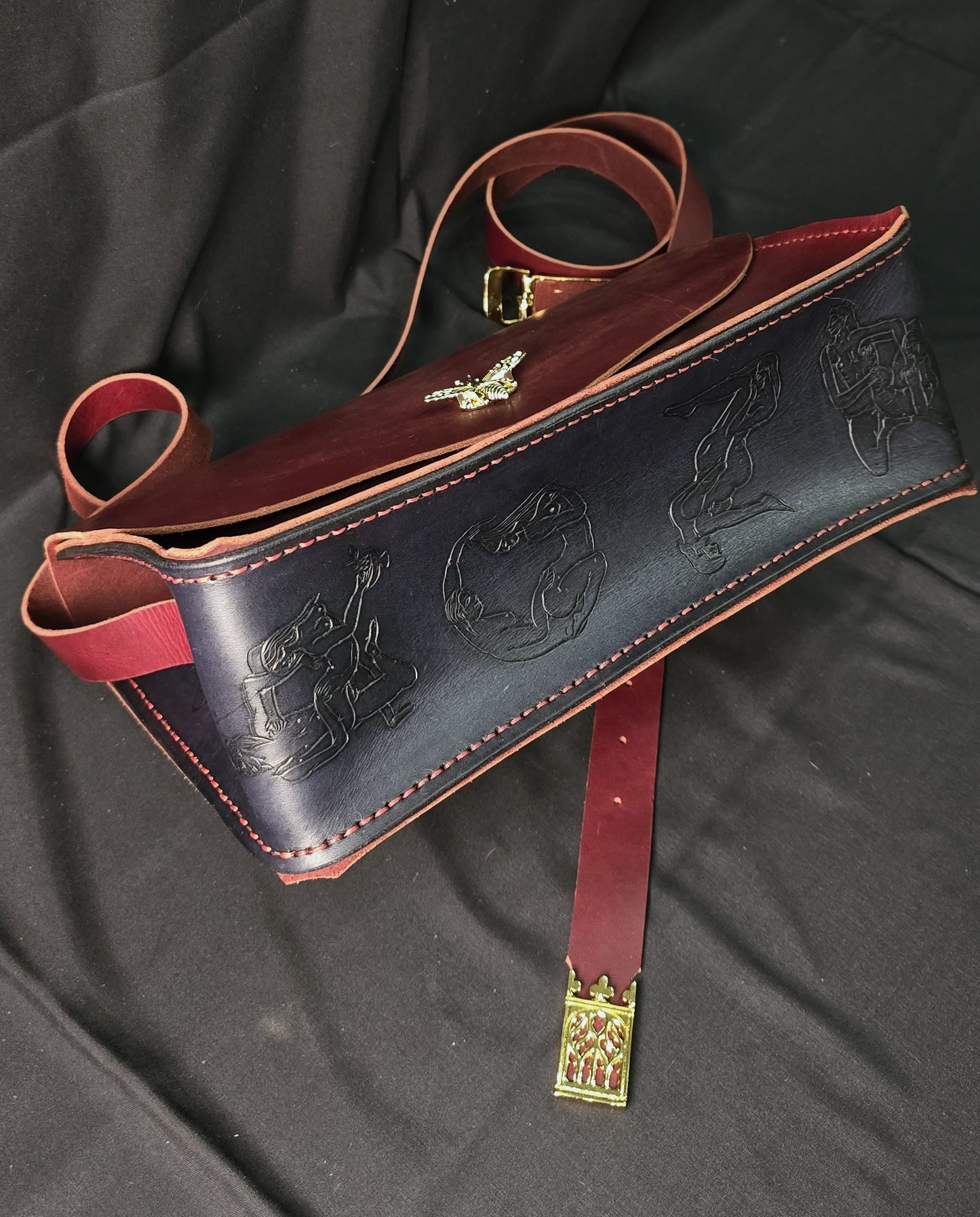 Courtesan of the Court leather side bag - 24k gold plate buckle