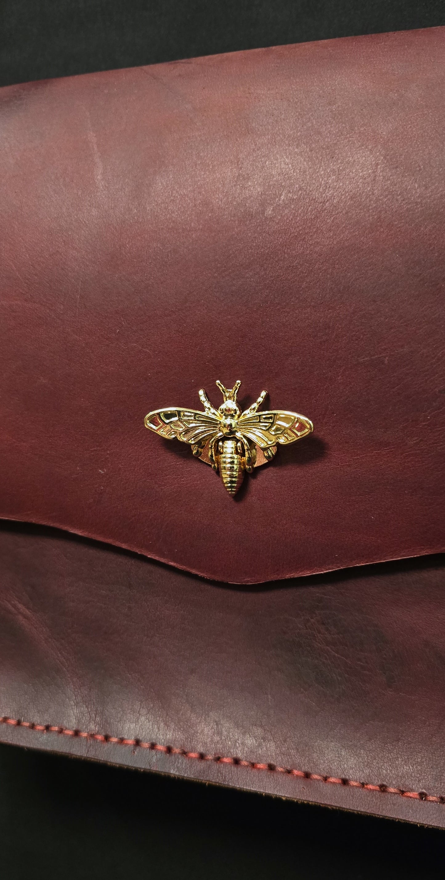 Courtesan of the Court leather side bag - 24k gold plate buckle