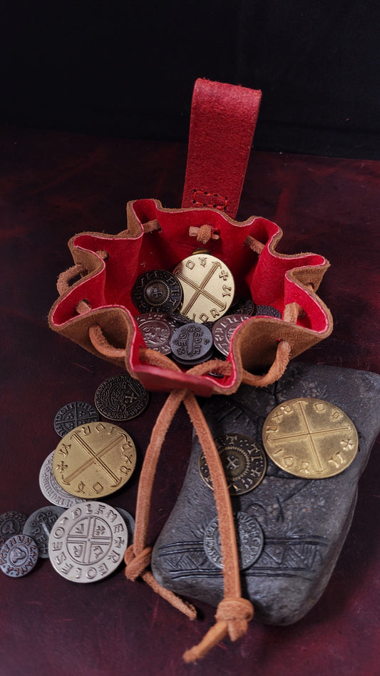 Leather coin purse "The Duke"- red suede
