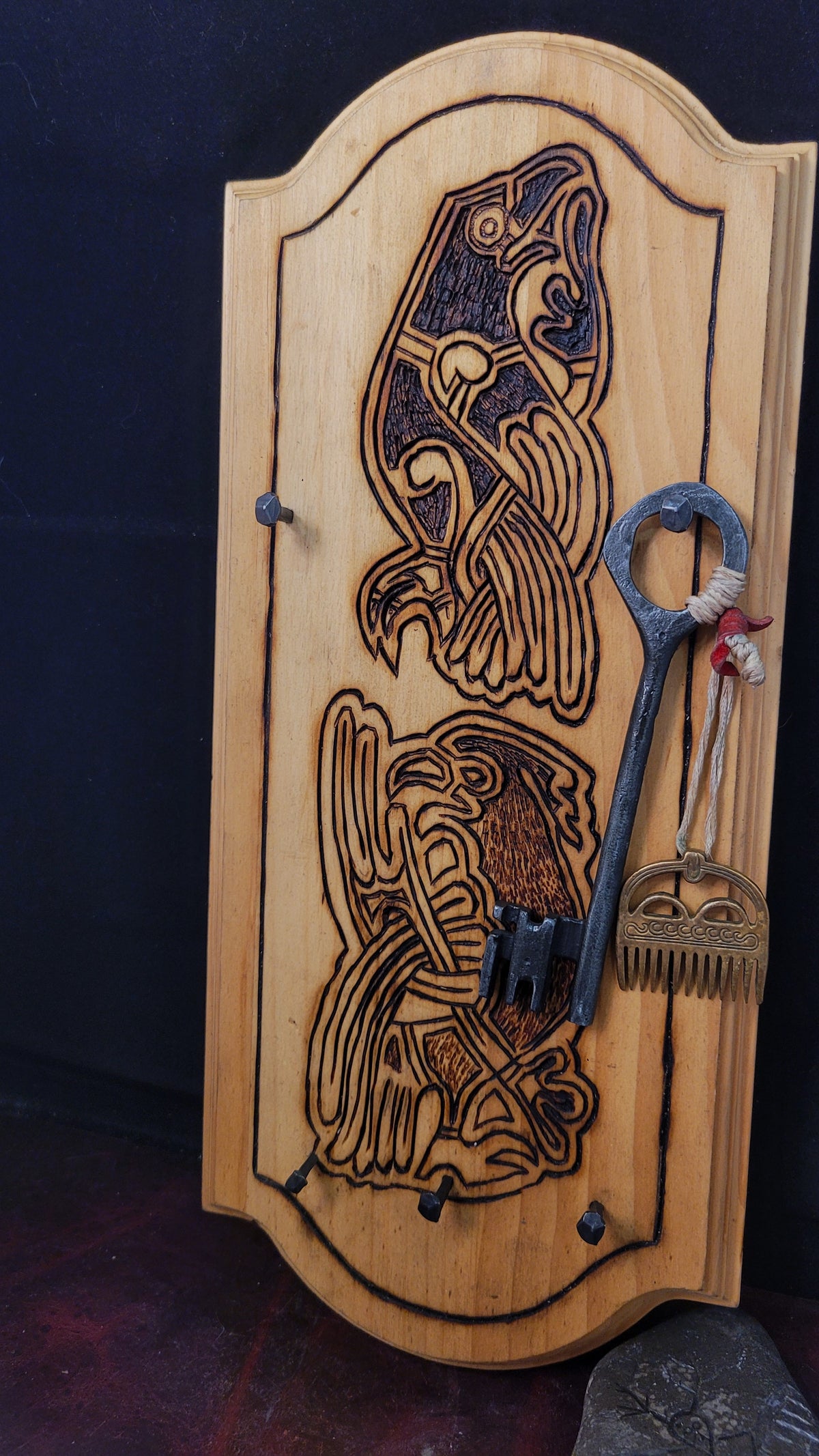 Hurl Key Rack wood key rack - Norse Raven & Eagle – White Raven Merchant