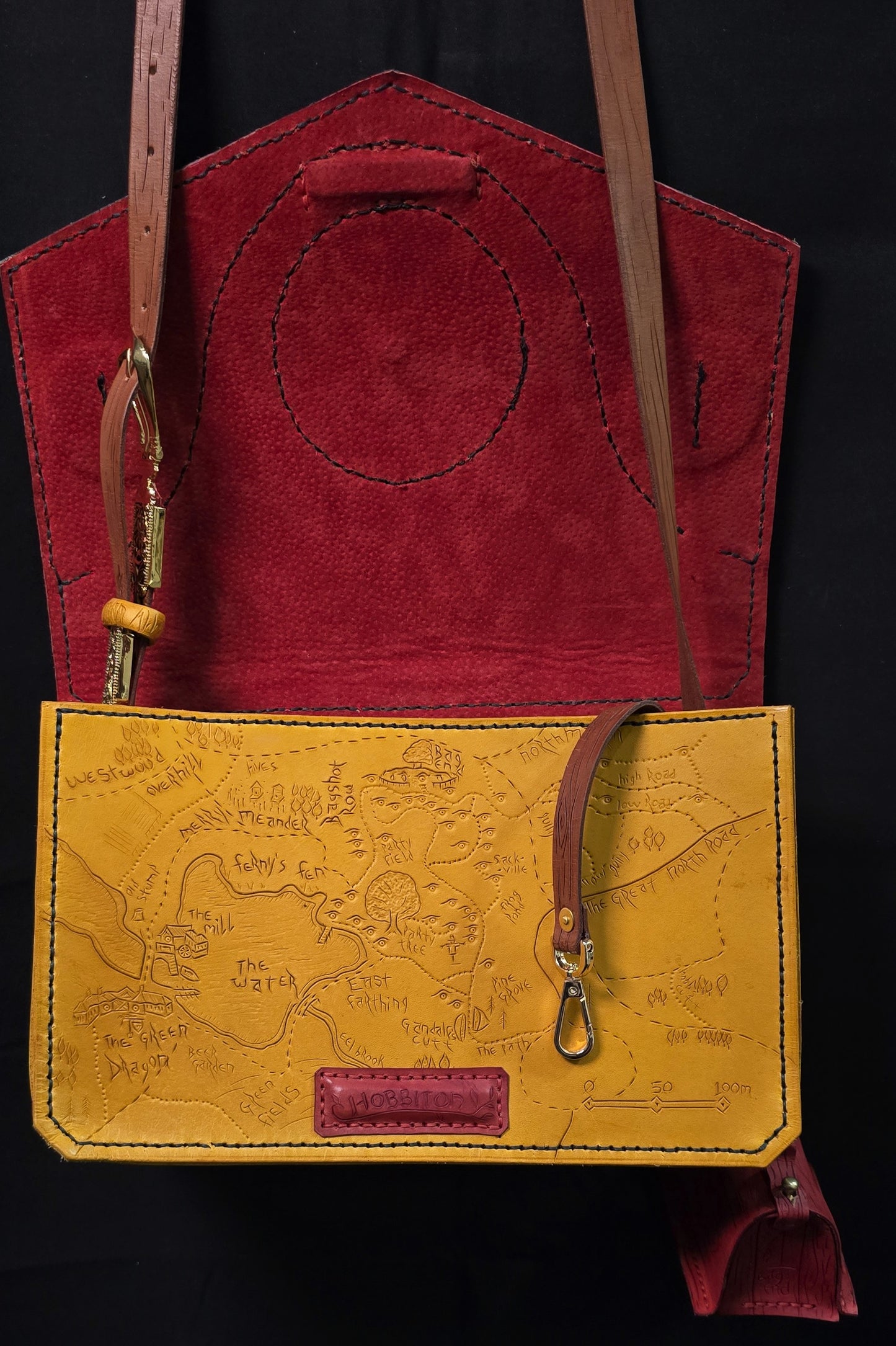 Hobbit Home Side Bag -Red door