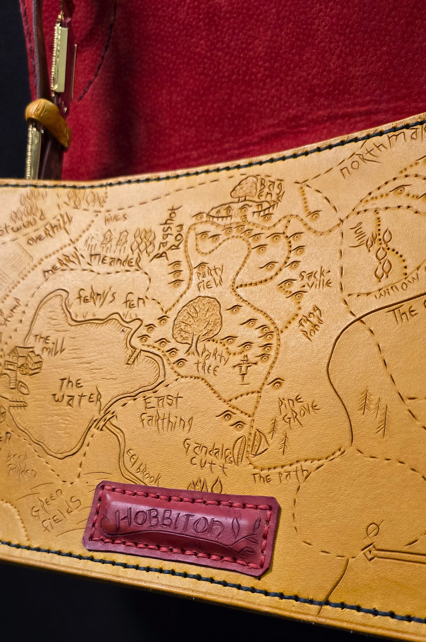 Hobbit Home Side Bag -Red door