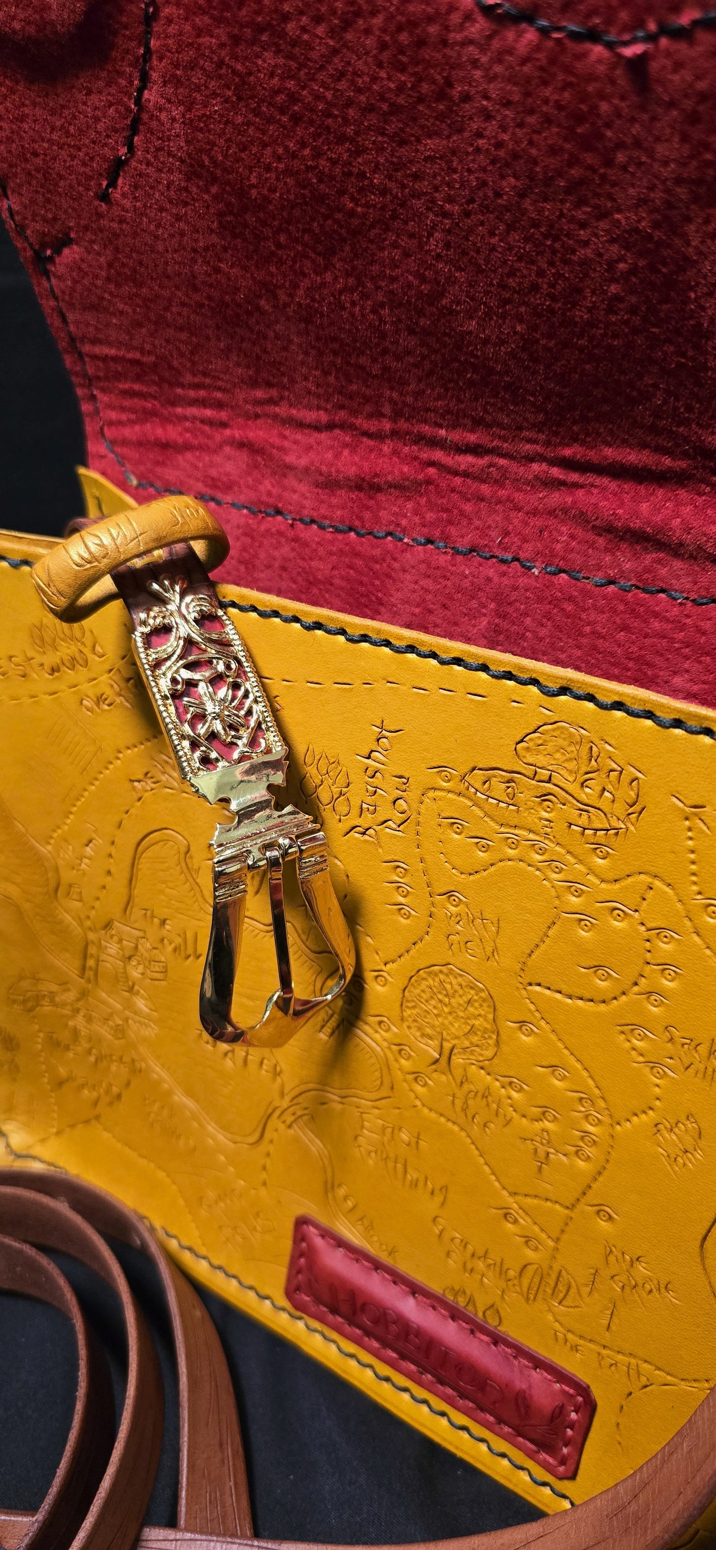 Hobbit Home Side Bag -Red door