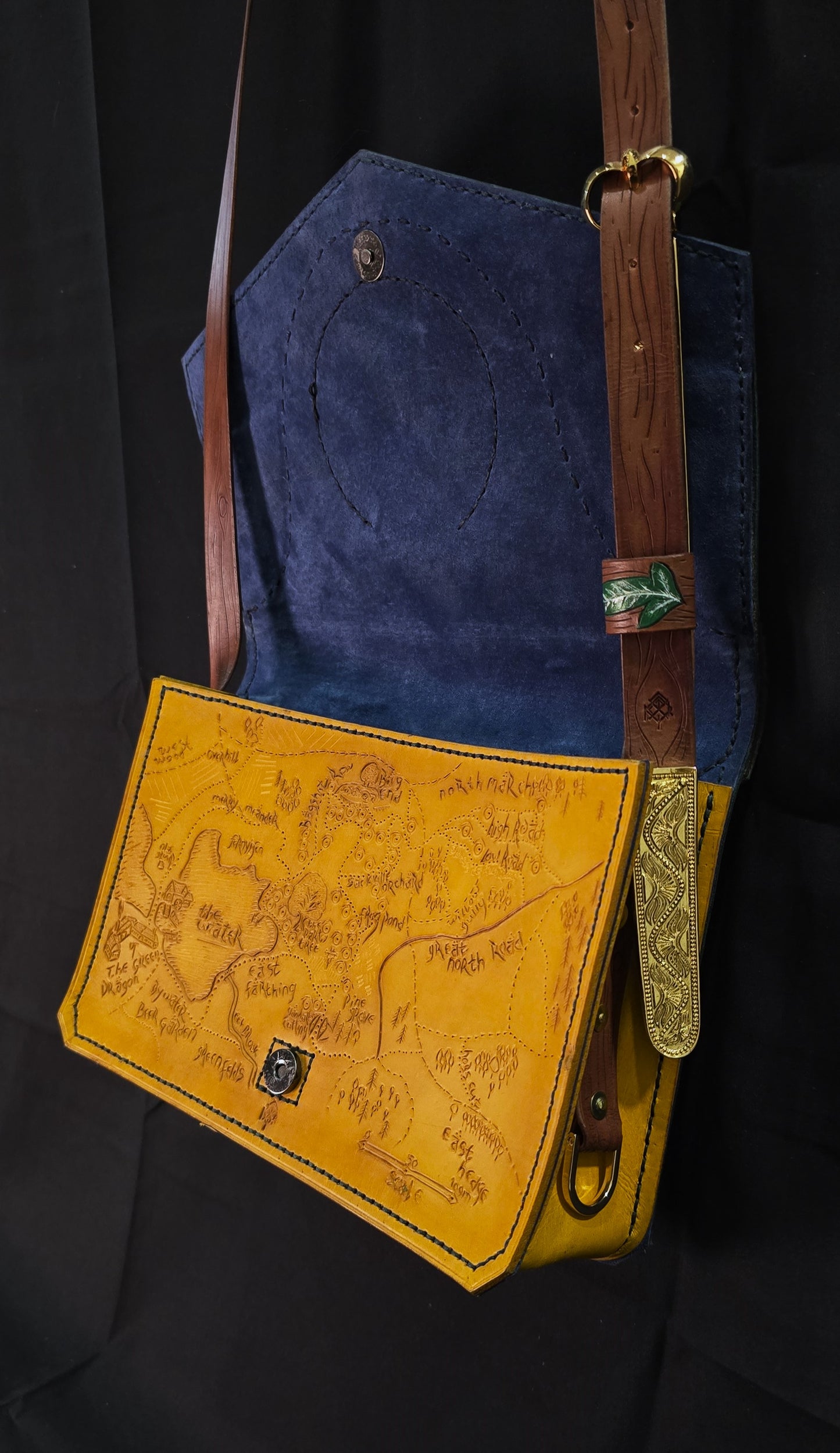 Hobbit Home Side Bag