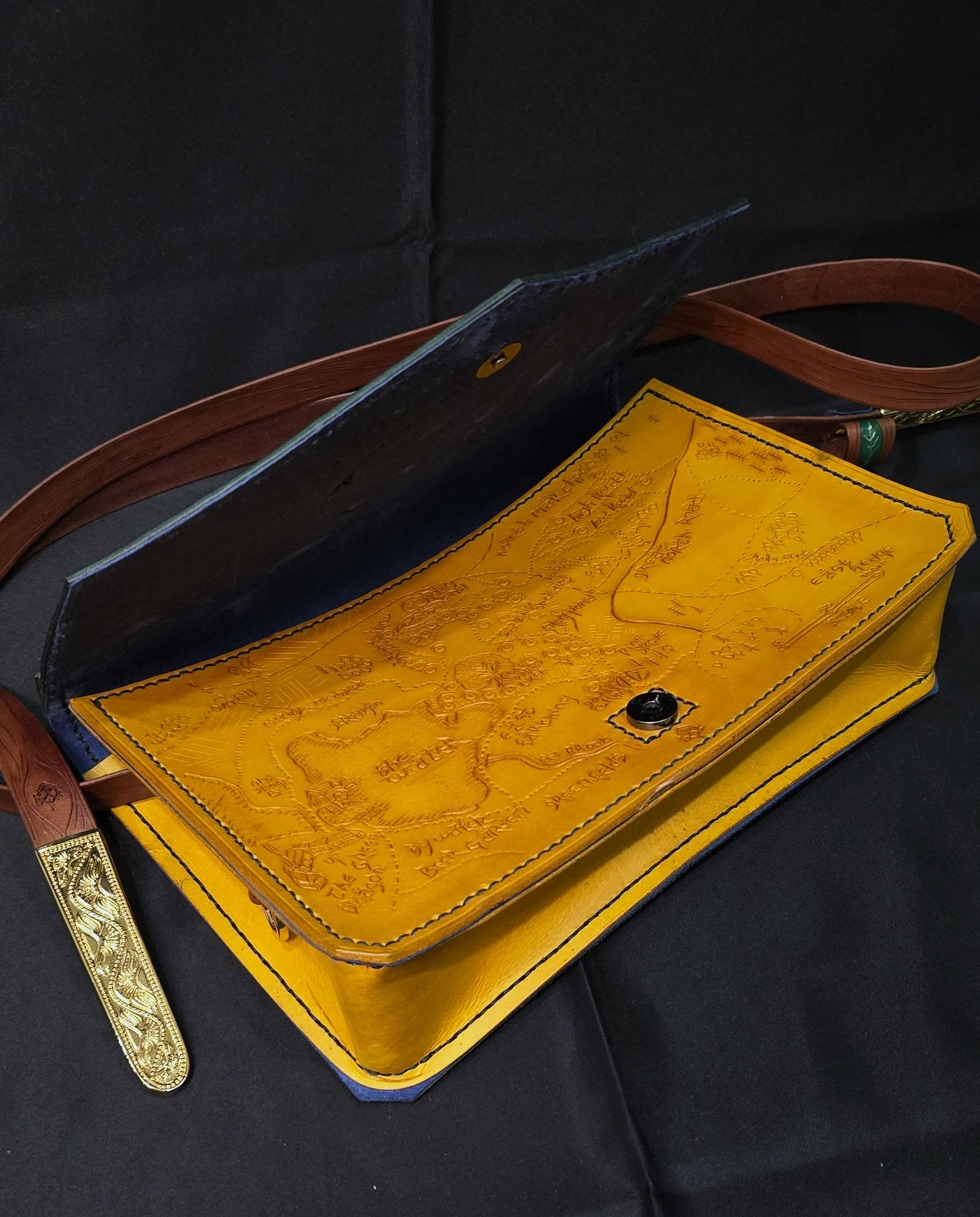 Hobbit Home Side Bag