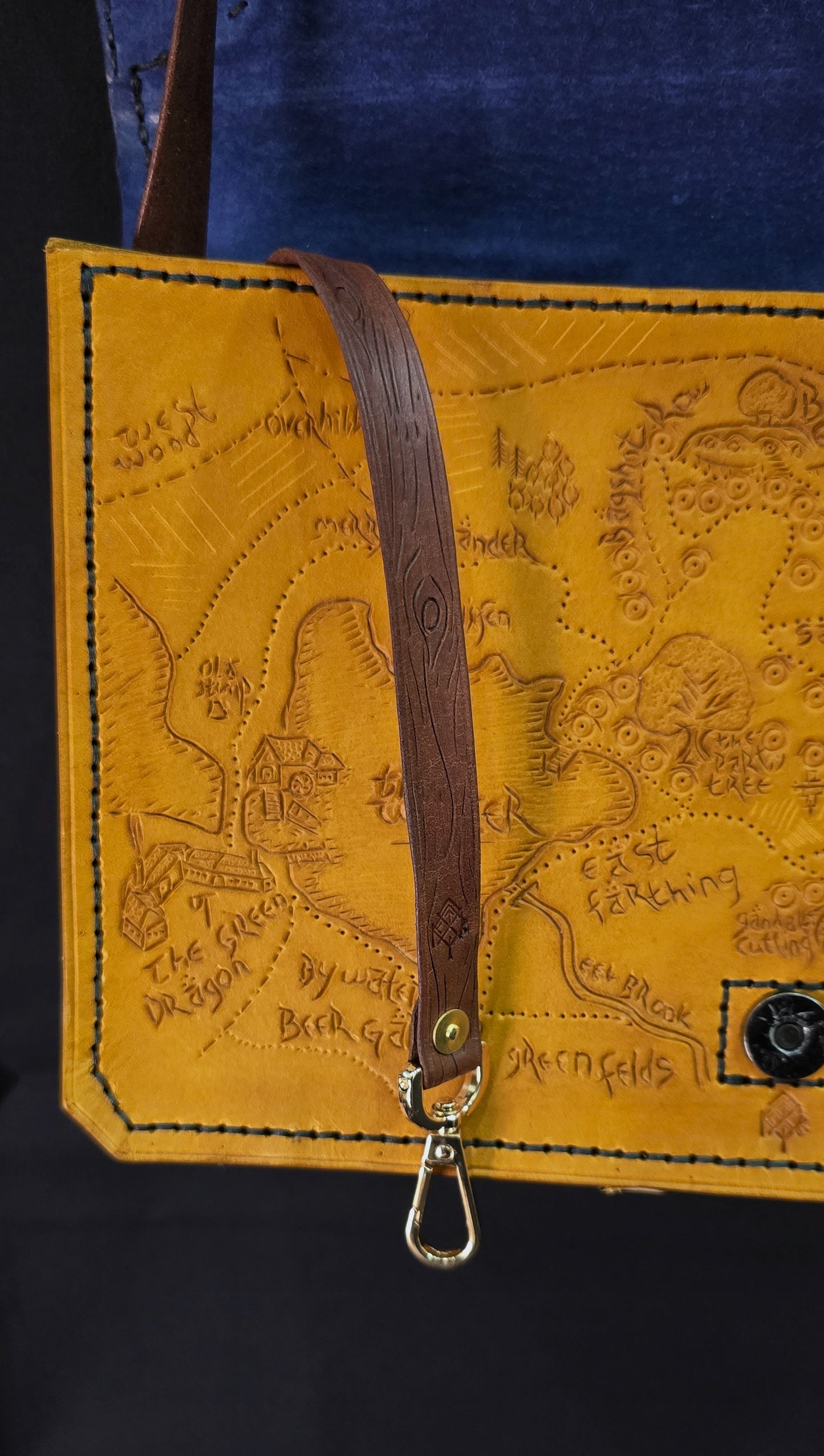Hobbit Home Side Bag