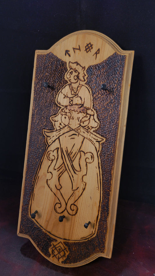 wood key rack - Thor vs Joutnn